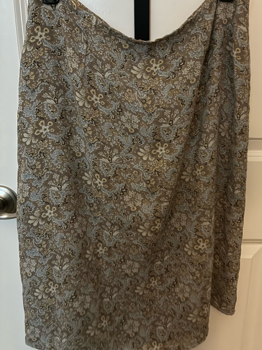 Old Navy Taupe Floral Paisley Midi Skirt with Cream Accents